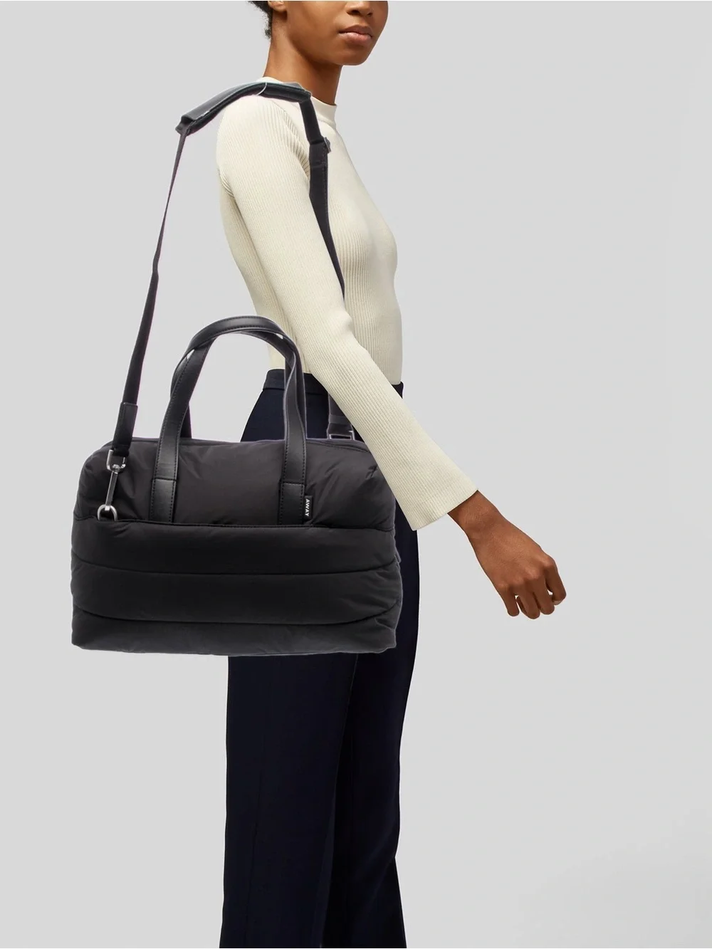 Away Lightweight Quilted Carry Bag